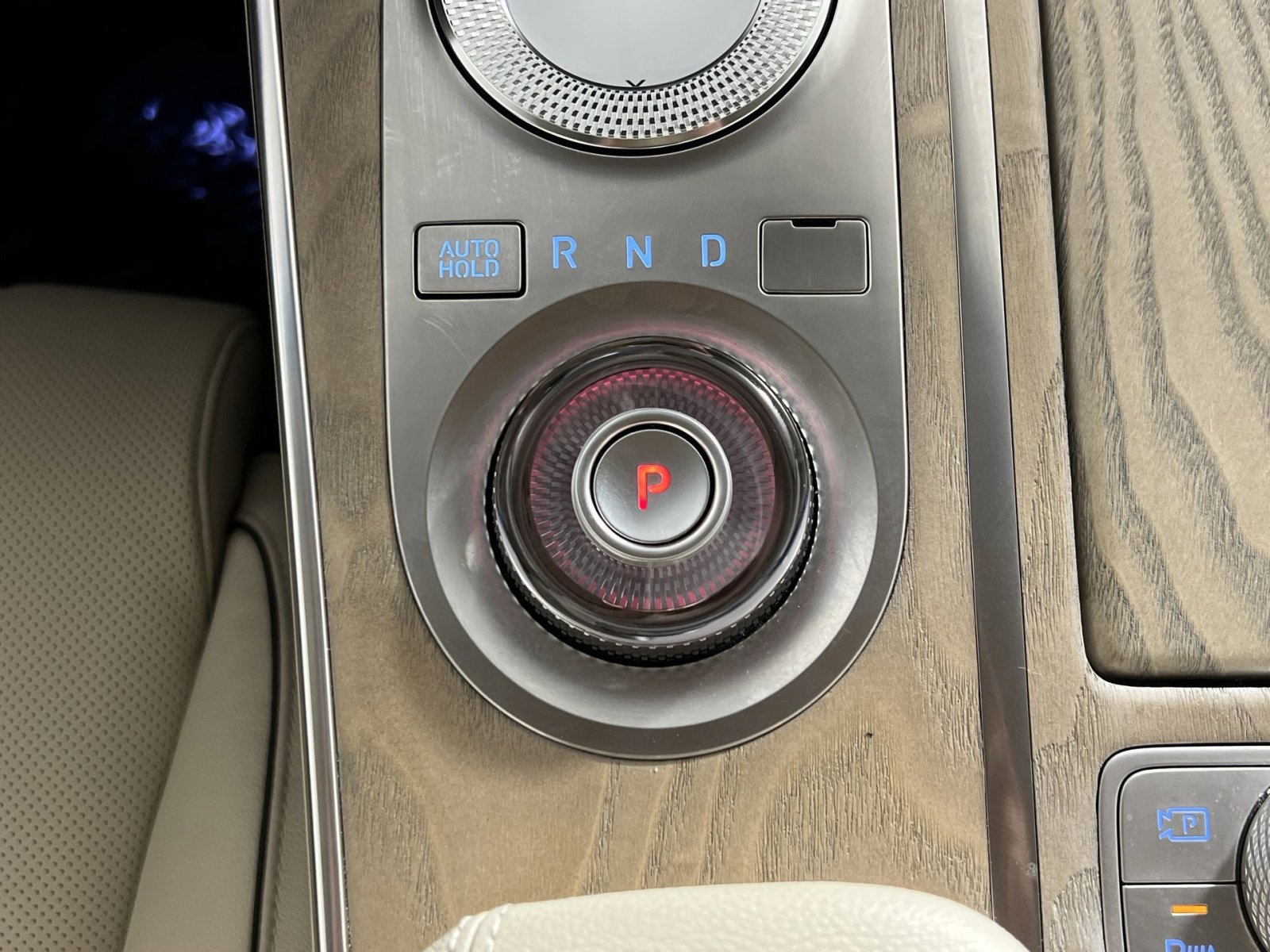 Used 2022 Genesis GV80 2.5T w/ Prestige Package 04 image 22