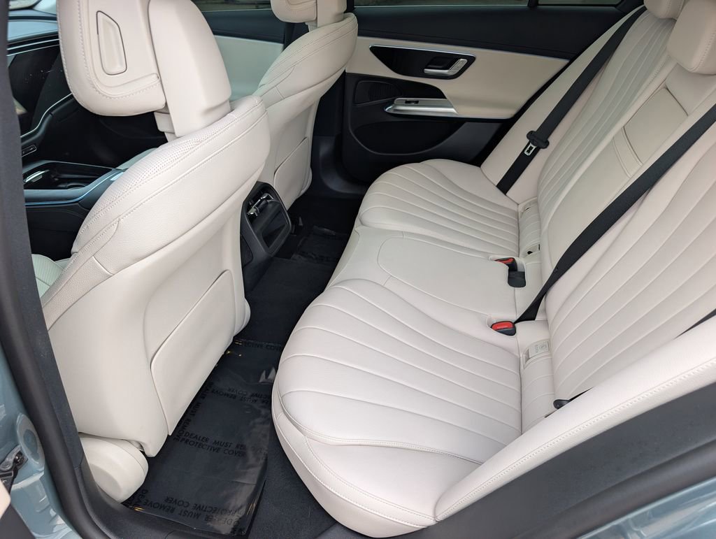 Certified 2025 Mercedes-Benz E 350 4MATIC Sedan image 30