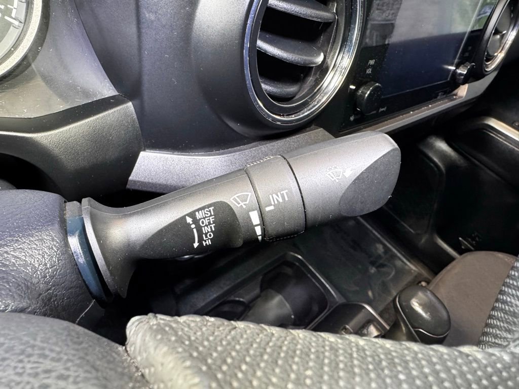 Used 2019 Toyota Tacoma TRD Off-Road image 26