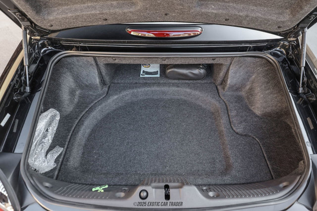 Used 2002 Ford Thunderbird Deluxe image 97