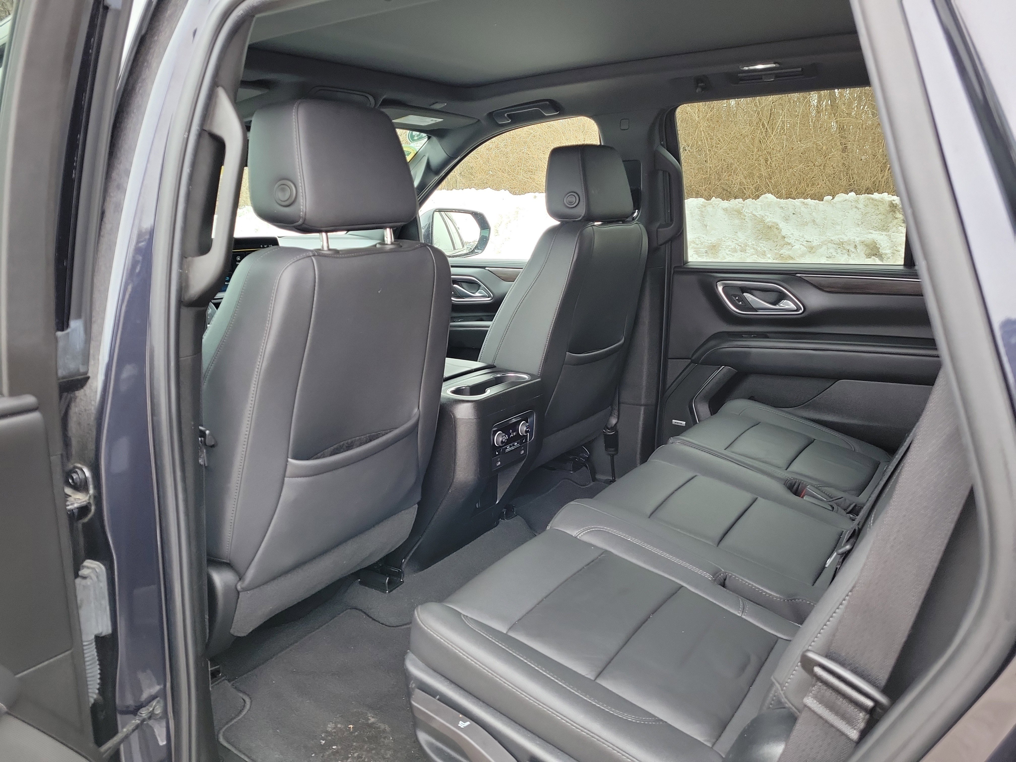 Used 2023 Chevrolet Tahoe Z71 w/ Luxury Package image 14