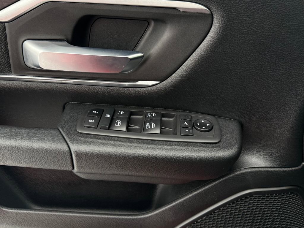 Used 2021 RAM 1500 Big Horn image 17