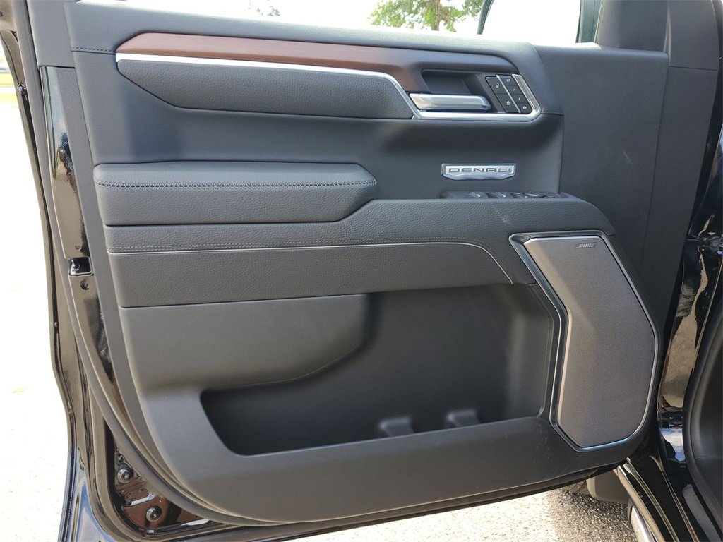 New 2026 GMC Sierra 1500 Denali w/ Denali Reserve Package image 23