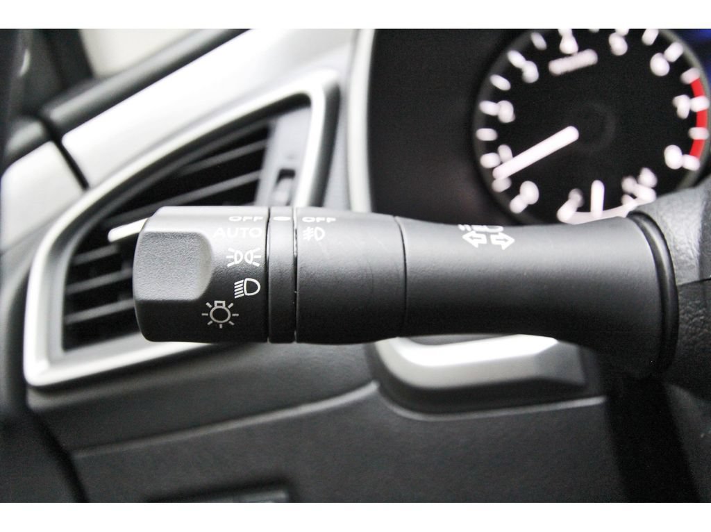 Used 2024 Nissan Murano SV FWD image 15