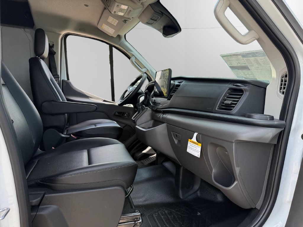 New 2026 Ford Transit 150 Low Roof RWD image 15