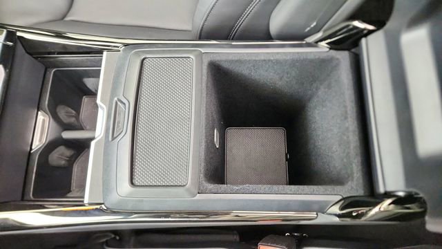 Used 2025 Land Rover Range Rover Sport SE image 57