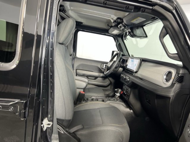 Certified 2024 Jeep Wrangler Sahara image 26