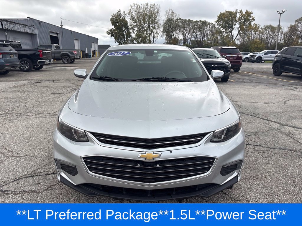 Used 2017 Chevrolet Malibu LT FWD image 27