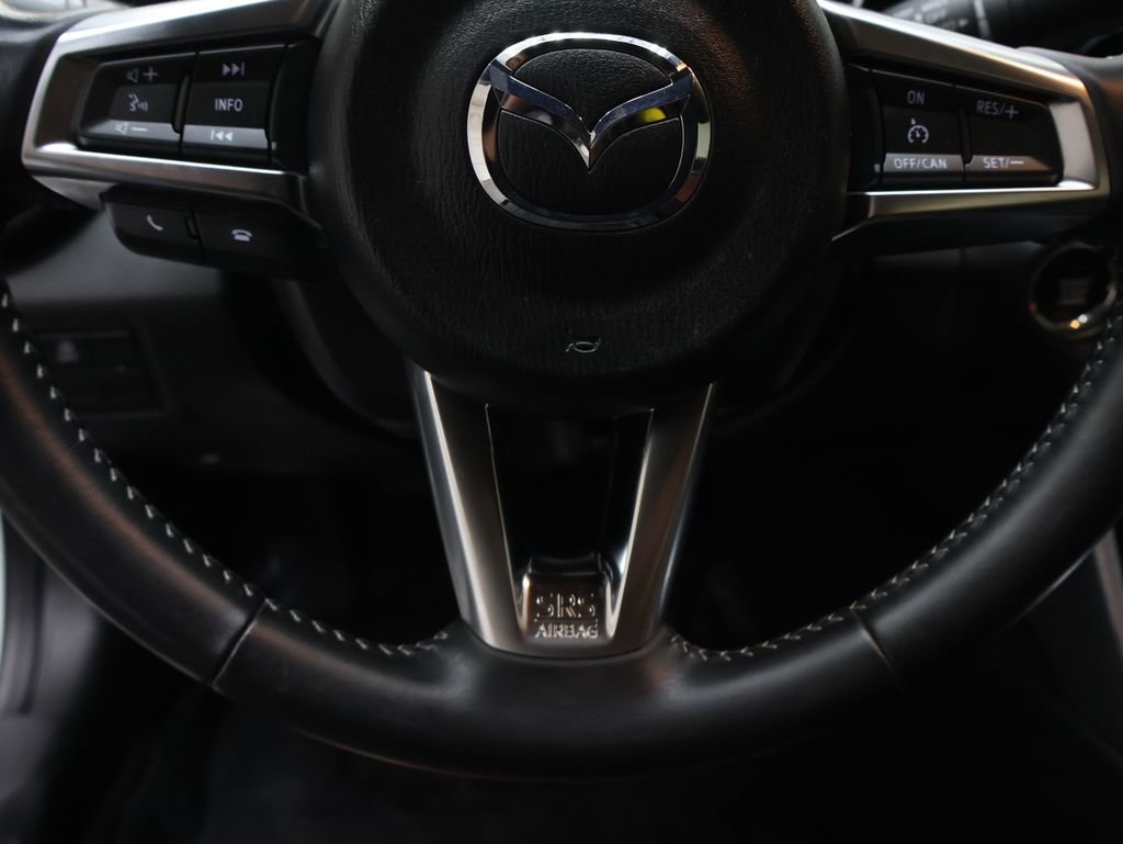 Used 2022 MAZDA MX-5 Miata RF Grand Touring w/ Appearance Package image 17