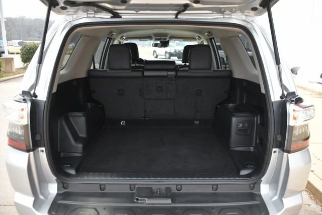 Certified 2024 Toyota 4Runner SR5 Premium AWD/4WD image 9