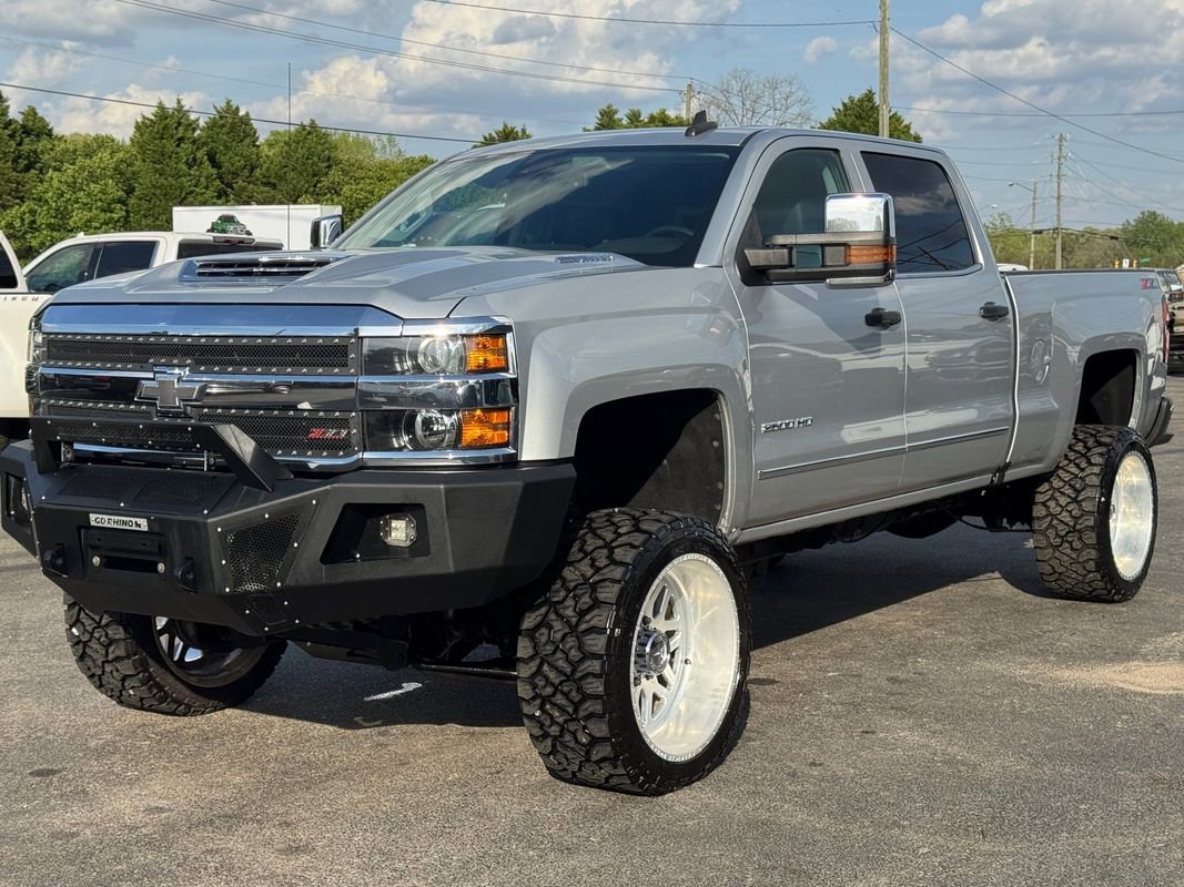 Used 2018 Chevrolet Silverado 2500 LTZ w/ Duramax Plus Package AWD/4WD image 8