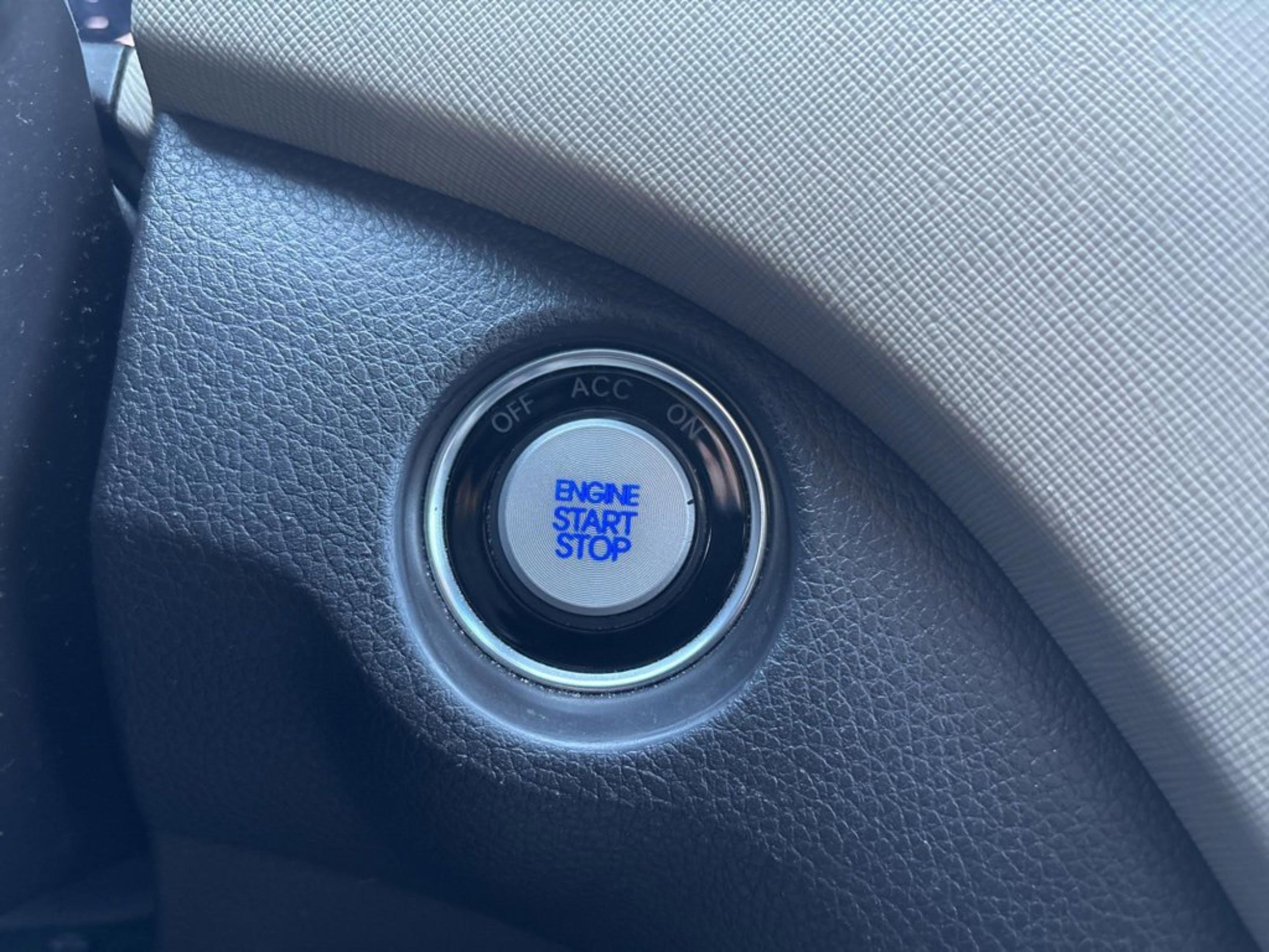 Used 2018 Hyundai Santa Fe SE image 21