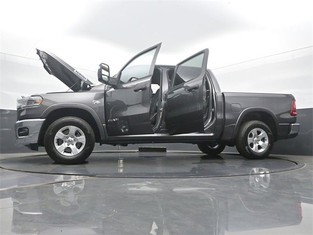 New 2026 RAM 1500 4x4 Crew Cab image 59