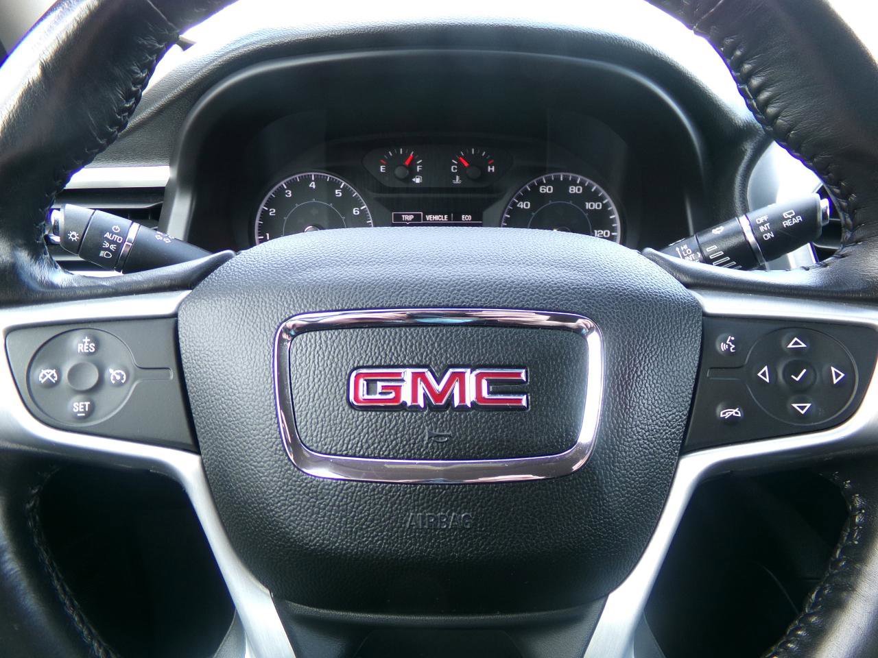 Used 2019 GMC Acadia SLE AWD/4WD image 14