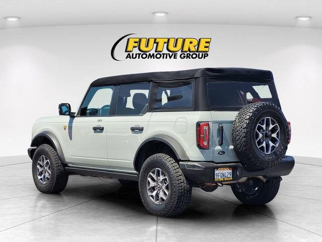 Used 2023 Ford Bronco Badlands image 7