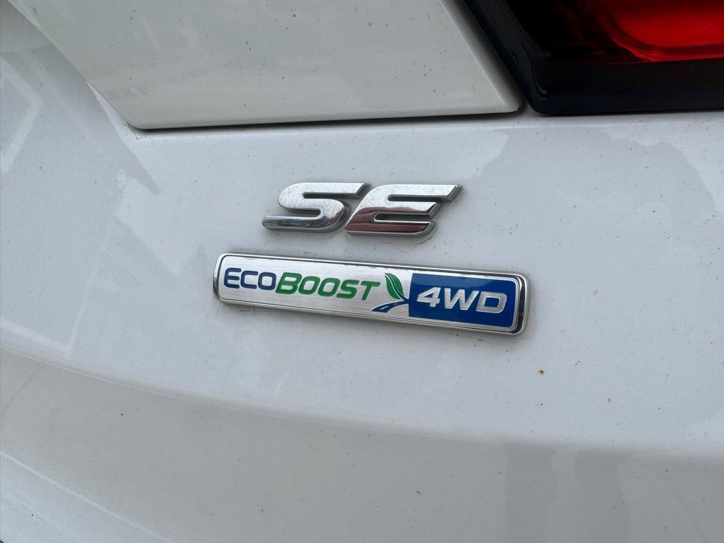 Used 2019 Ford Escape SE image 10