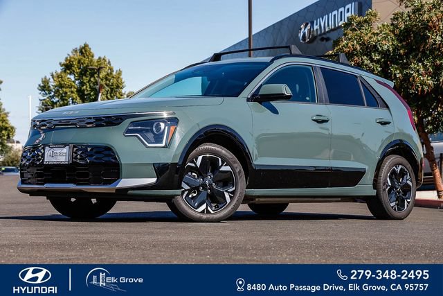Used 2024 Kia Niro Wind w/ Wind Preserve Package FWD image 1
