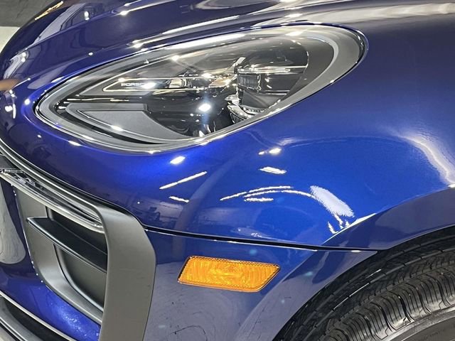 New 2026 Porsche Macan AWD/4WD image 5