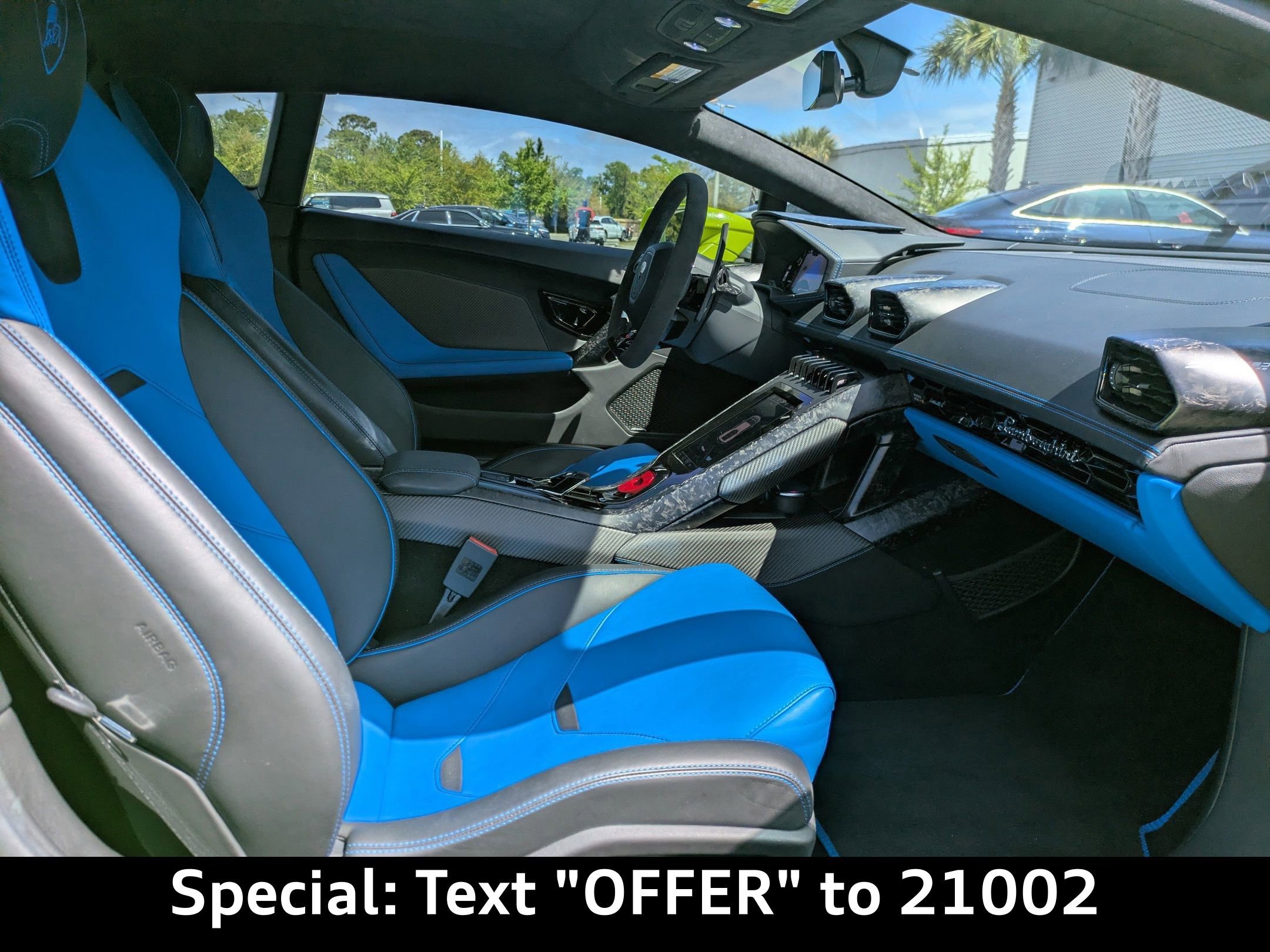 Used 2020 Lamborghini Huracan EVO image 18