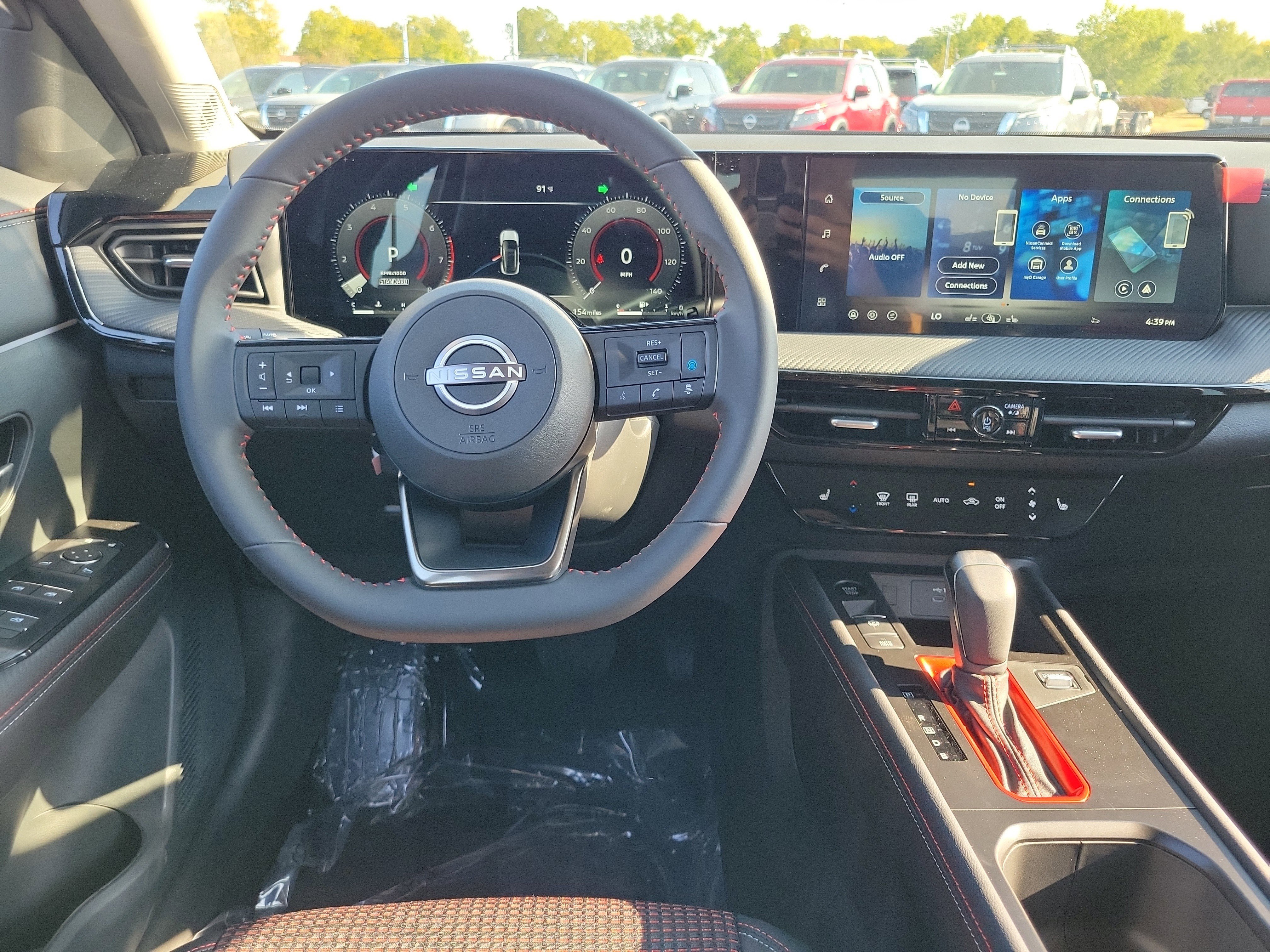New 2026 Nissan Kicks SR w/ Cold Weather Package AWD/4WD image 10