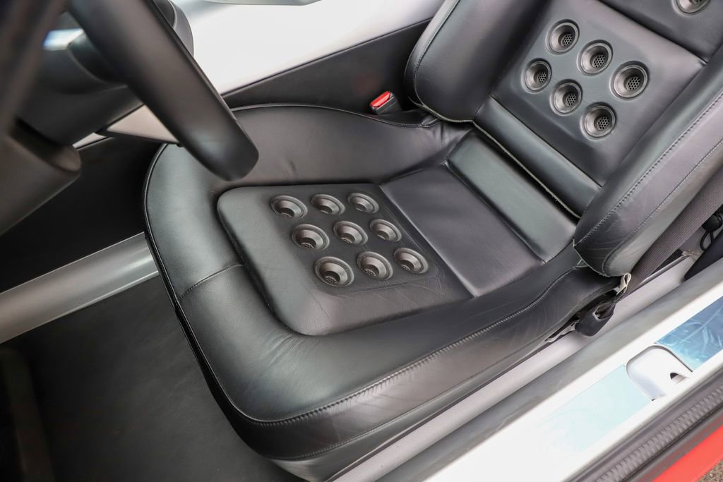 Used 2006 Ford GT RWD image 59