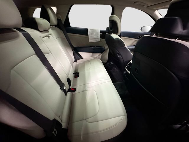 Used 2025 Kia Sportage EX w/ EX Premium Package image 28
