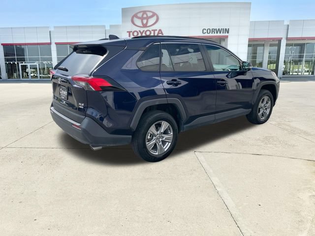 Used 2025 Toyota RAV4 XLE AWD/4WD image 5