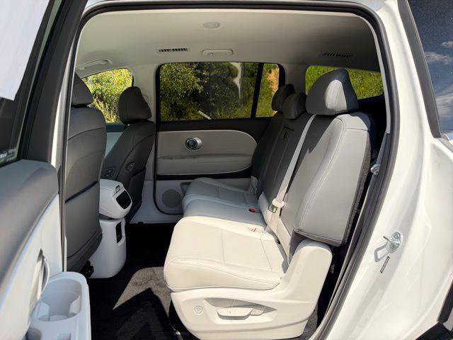 New 2026 Hyundai Ioniq 9 SEL image 26