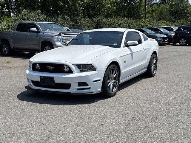 Used 2014 Ford Mustang GT Premium w/ Comfort Package RWD image 5