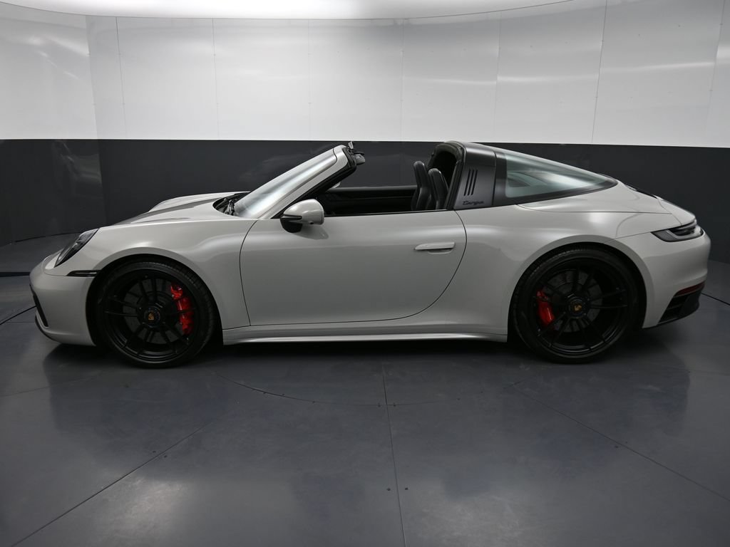 Certified 2023 Porsche 911 Targa 4 GTS AWD/4WD image 33