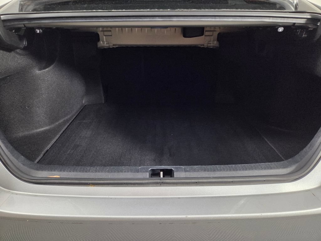 Used 2022 Toyota Camry SE FWD image 28