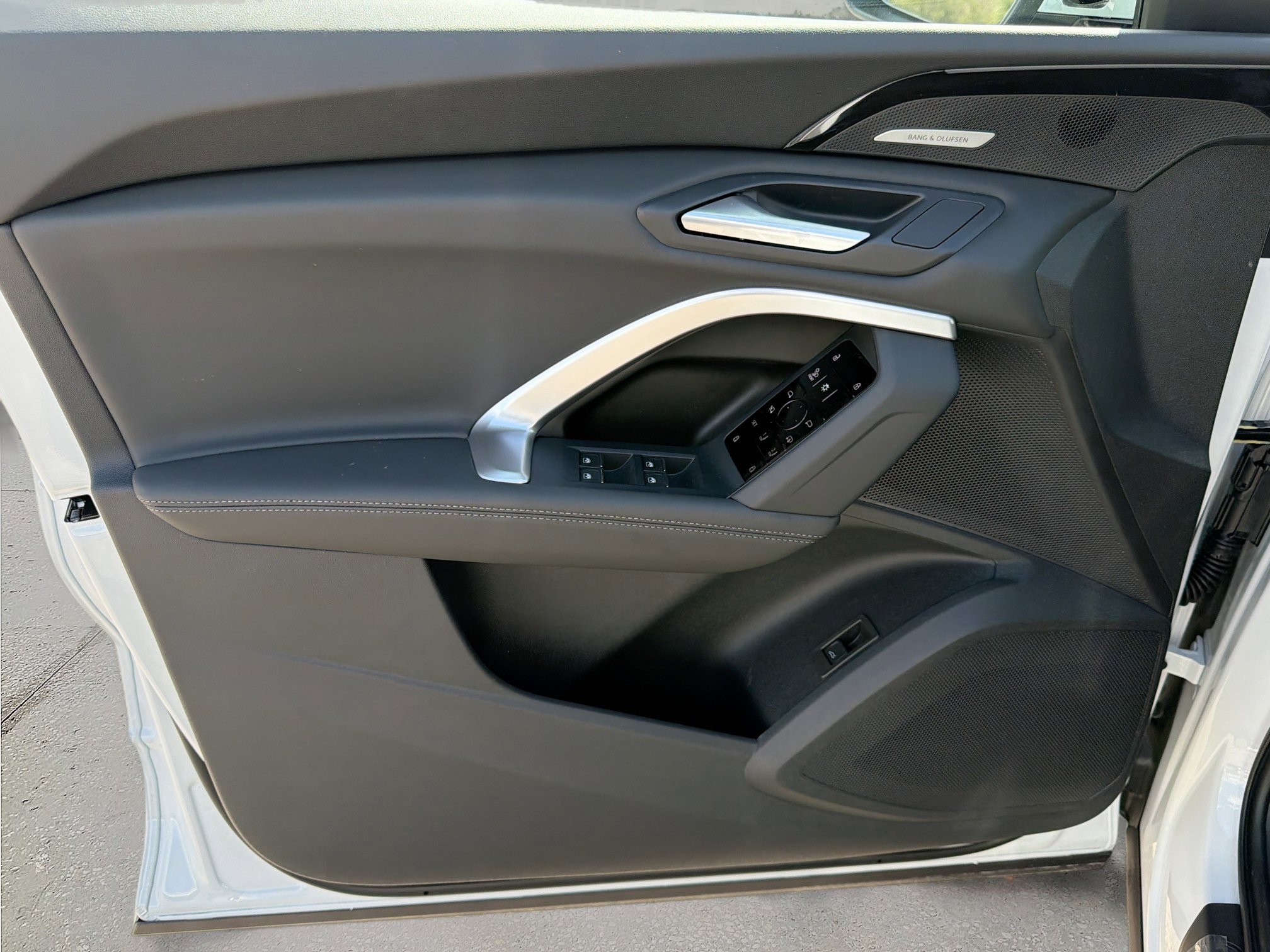 New 2025 Audi Q5 Premium Plus image 22