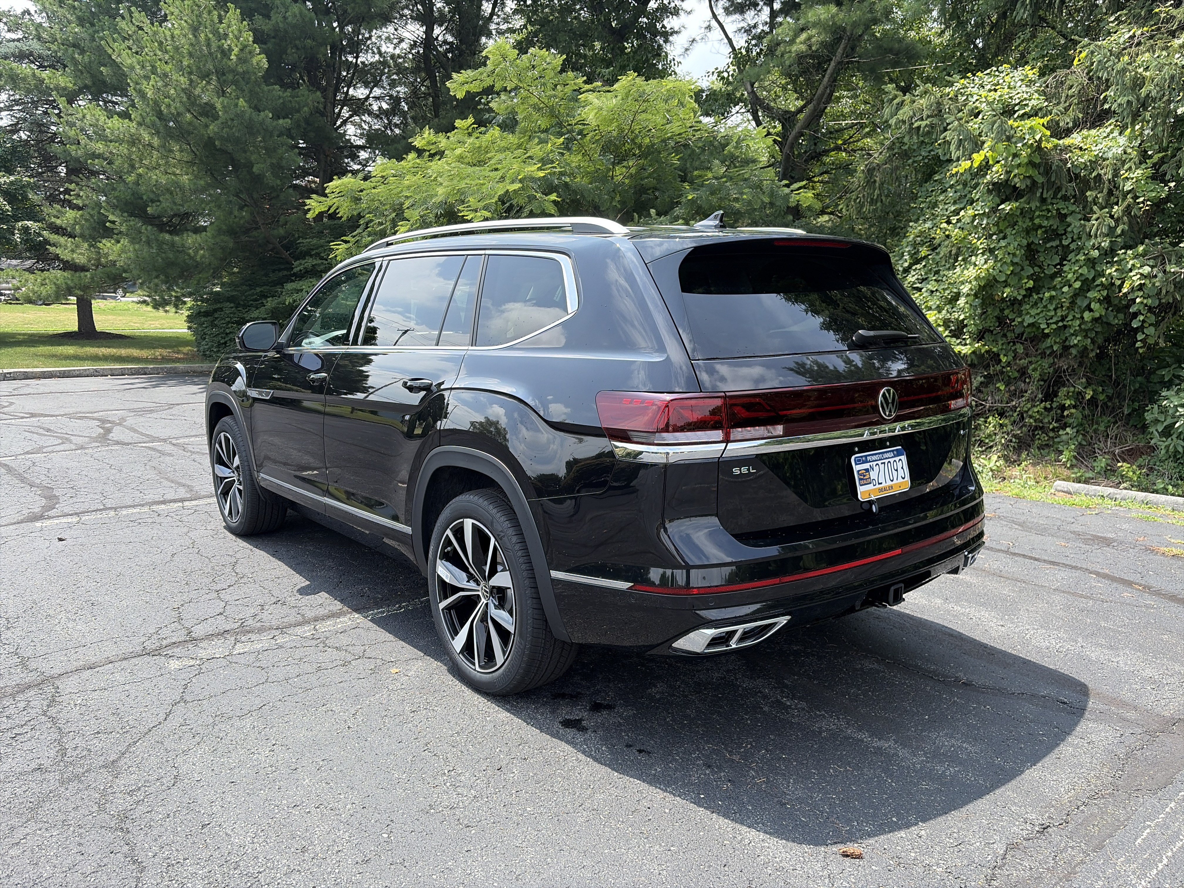 New 2026 Volkswagen Atlas SEL Premium R-Line AWD/4WD image 6