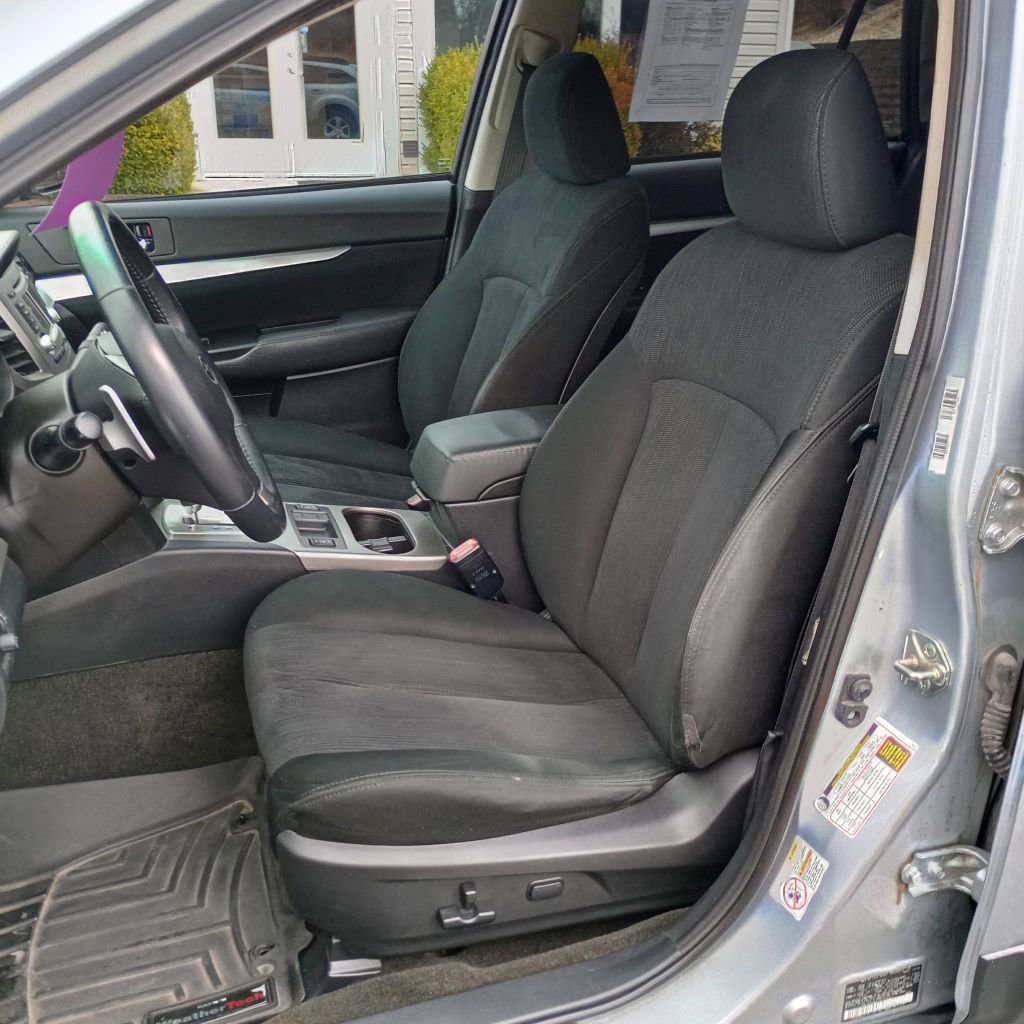 Used 2014 Subaru Outback 2.5i Premium image 15