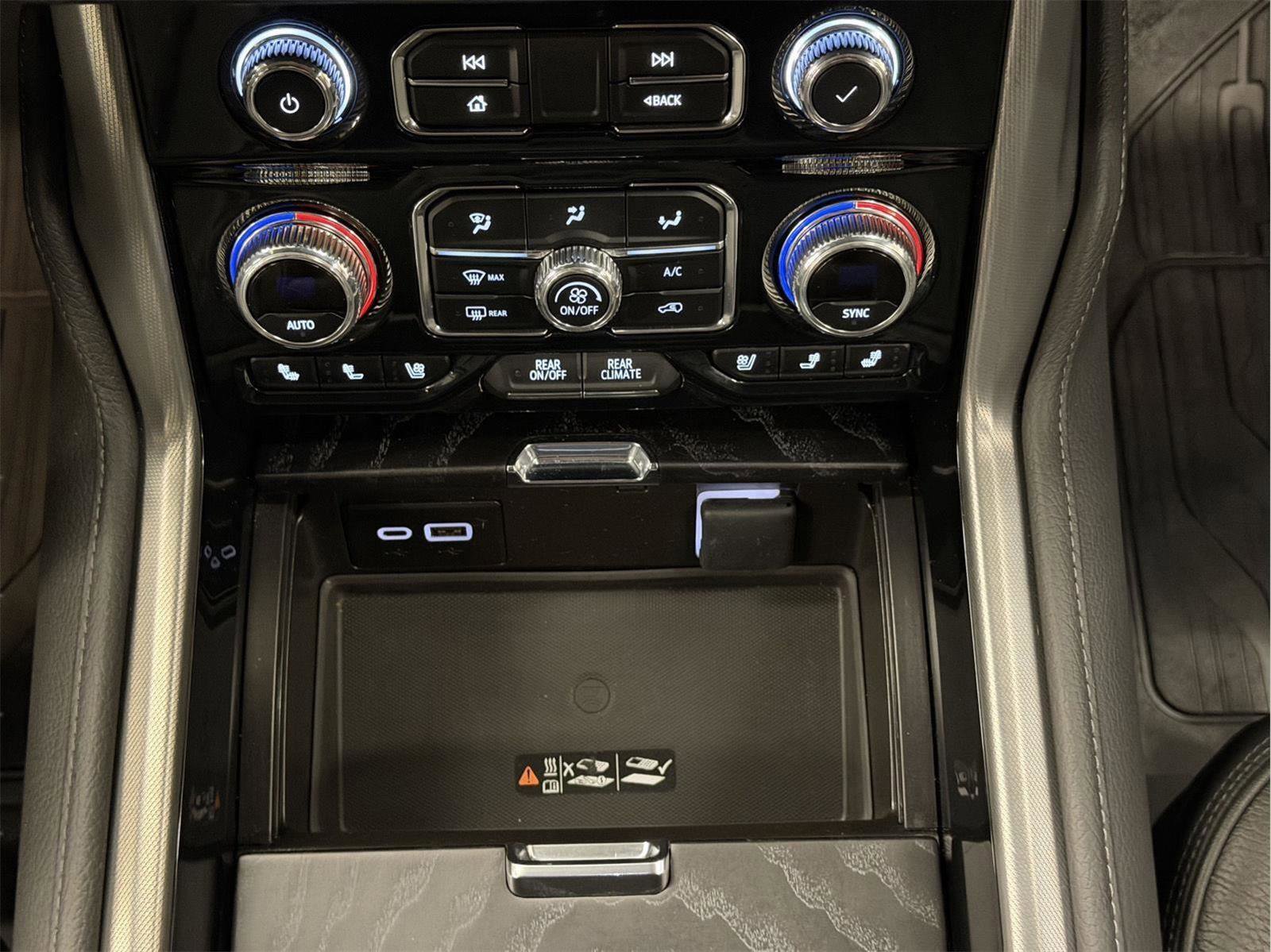 Certified 2023 GMC Yukon Denali AWD/4WD image 39