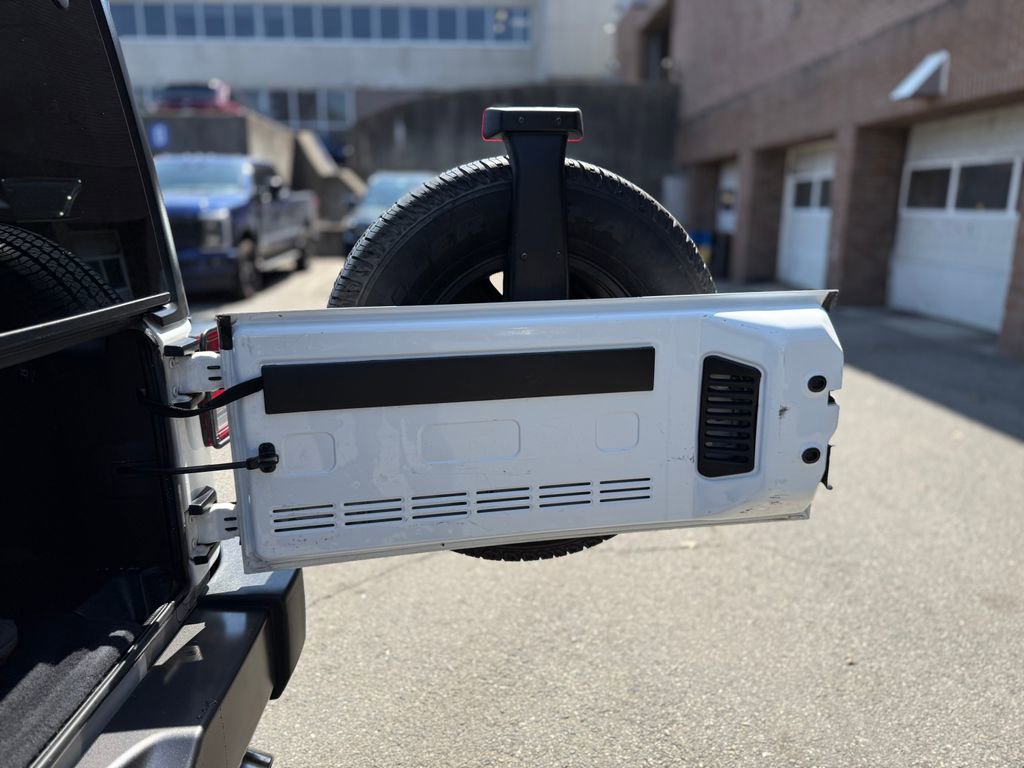 Used 2016 Jeep Wrangler Sport AWD/4WD image 26