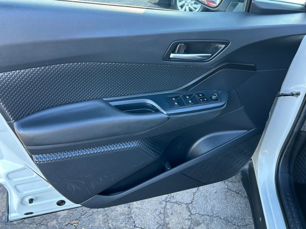 Used 2019 Toyota C-HR LE image 14