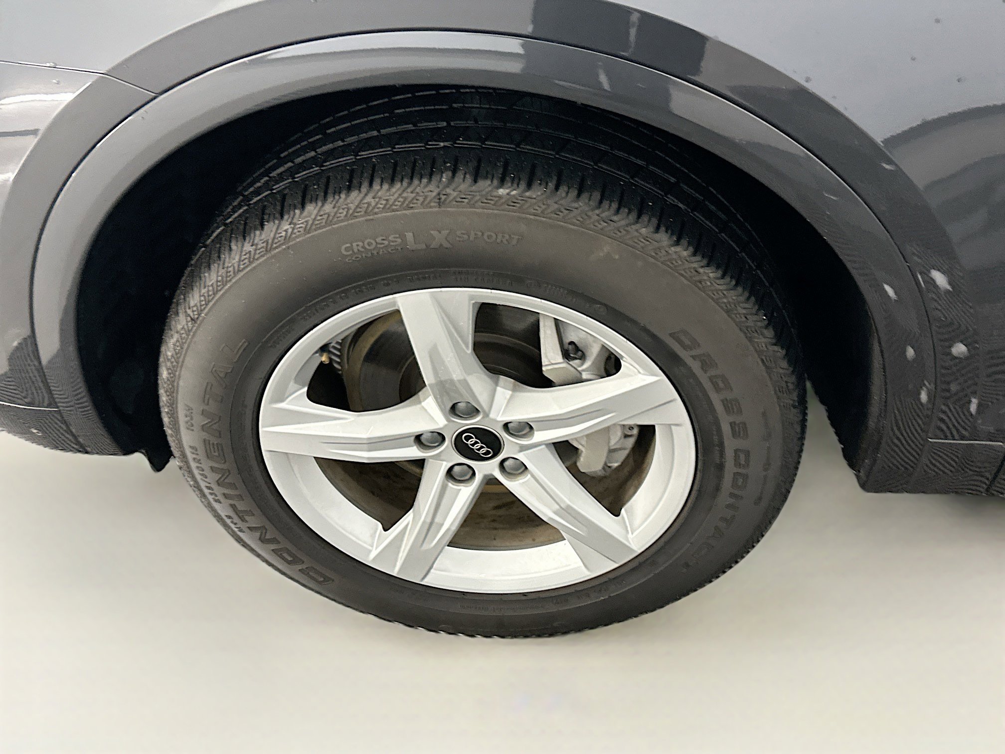 Used 2023 Audi Q5 2.0T Premium w/ Convenience Package image 11