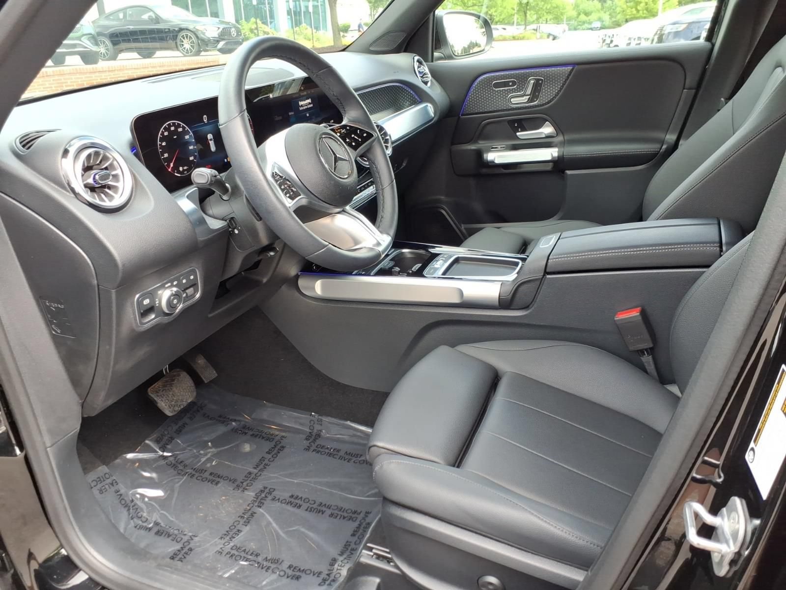 Certified 2025 Mercedes-Benz GLB 250 4MATIC image 11