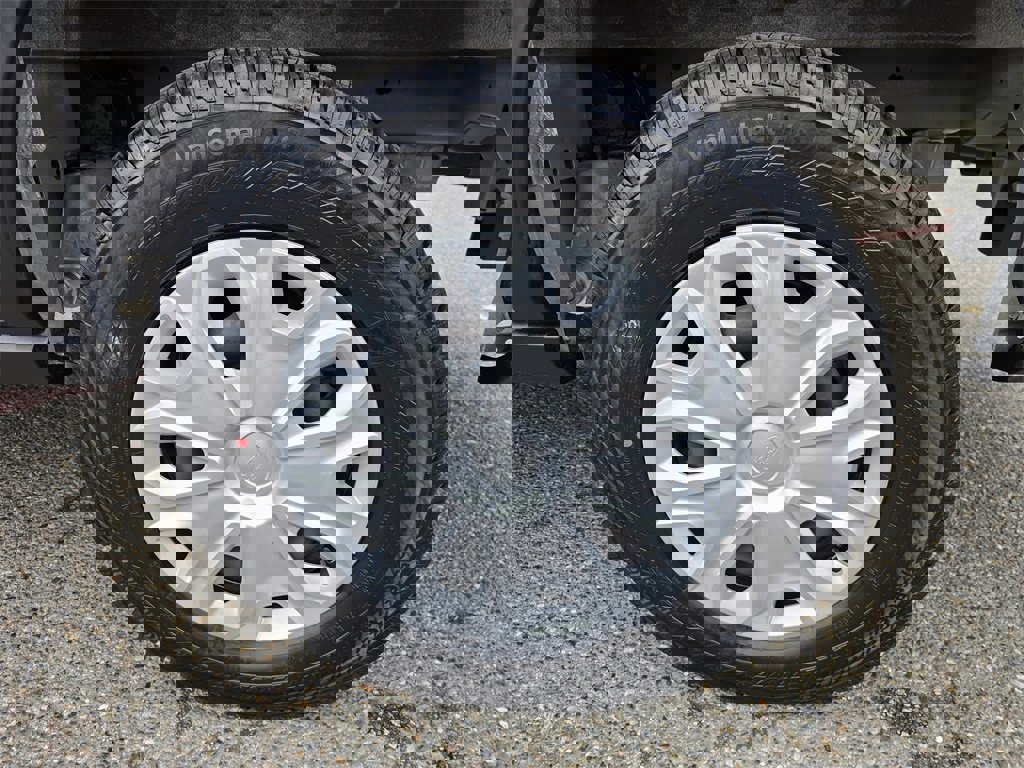 Used 2023 Ford E-Transit Low Roof image 9