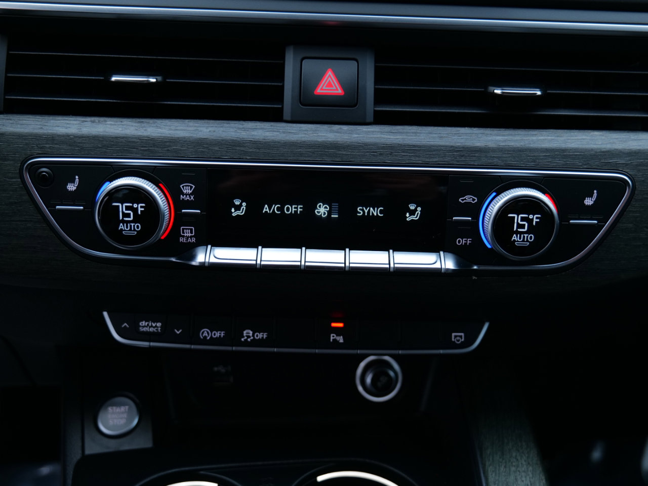 Used 2019 Audi A4 2.0T Premium image 29