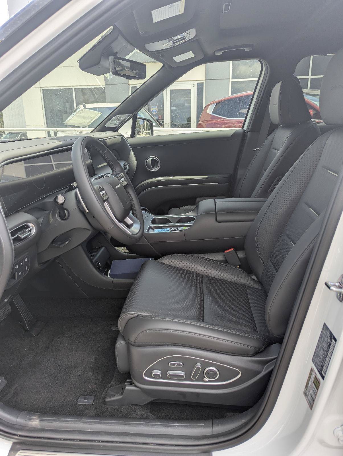 New 2026 Hyundai Palisade Calligraphy FWD image 13