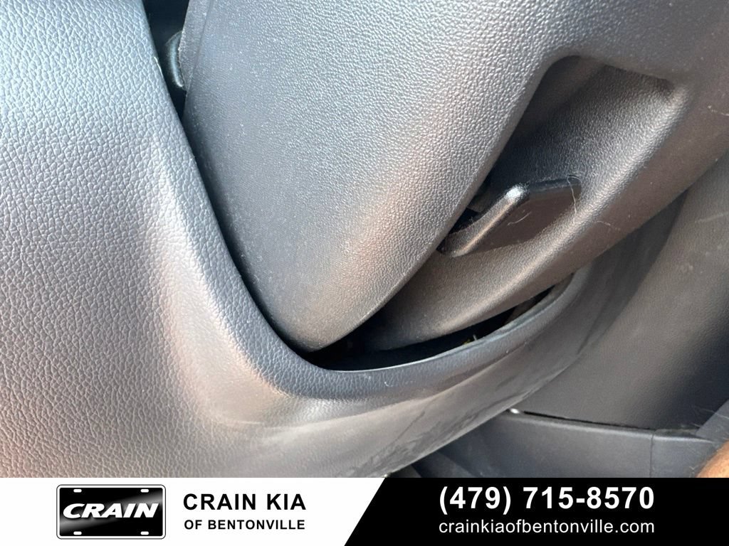 Used 2012 Kia Soul FWD image 21