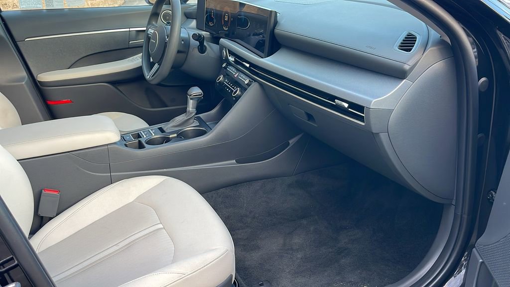 Certified 2025 Hyundai Sonata SE image 31