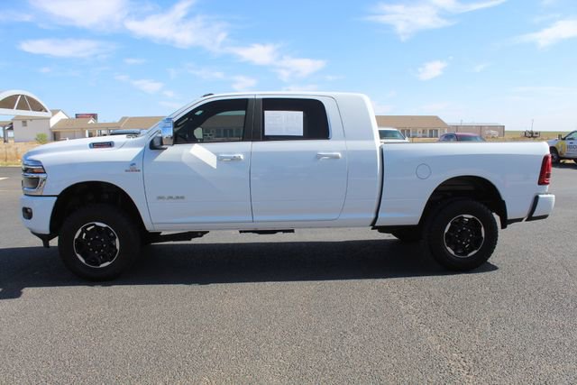 Used 2025 RAM 2500 Laramie AWD/4WD image 9