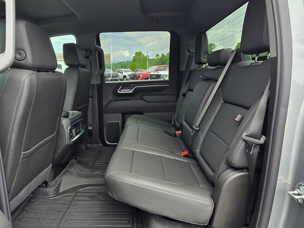 New 2025 GMC Sierra 2500 SLT image 10