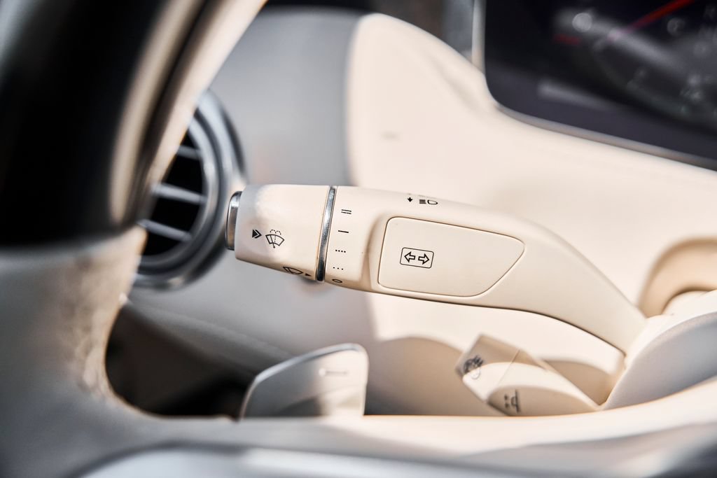 Used 2020 Mercedes-Benz S 560 4MATIC Coupe image 47