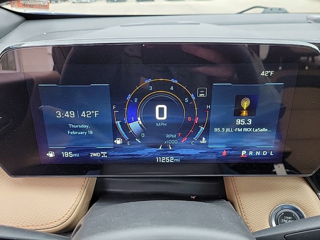 Used 2025 Chevrolet Equinox ACTIV w/ Convenience Package III image 29