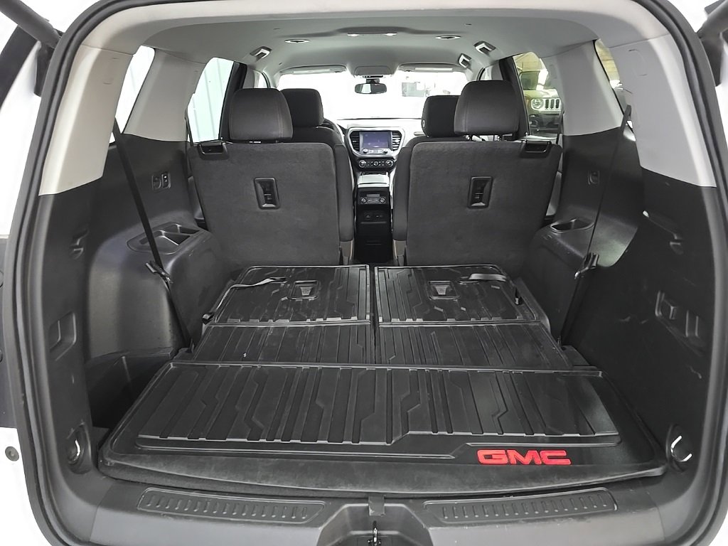 Used 2023 GMC Acadia AT4 w/ Trailering Package image 11