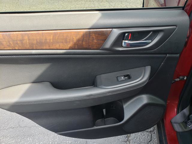 Used 2017 Subaru Outback 3.6R Limited image 13